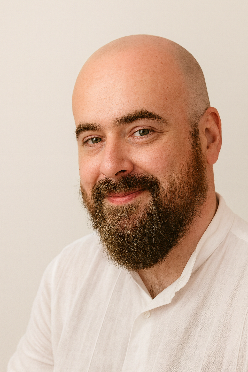 Portrait of Aldo, freelancer, digital artist and AI consultant